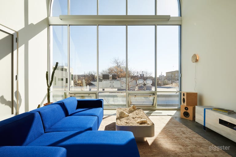  Luxury Urban Loft with Abundant Natural Light for Film&Photo 