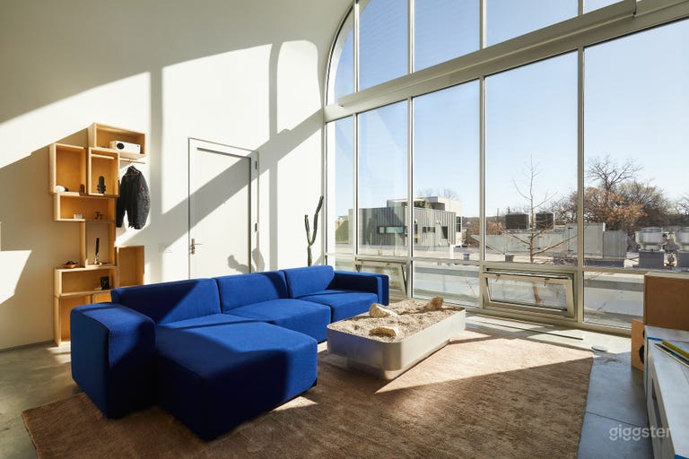  Luxury Urban Loft with Abundant Natural Light for Film&Photo 