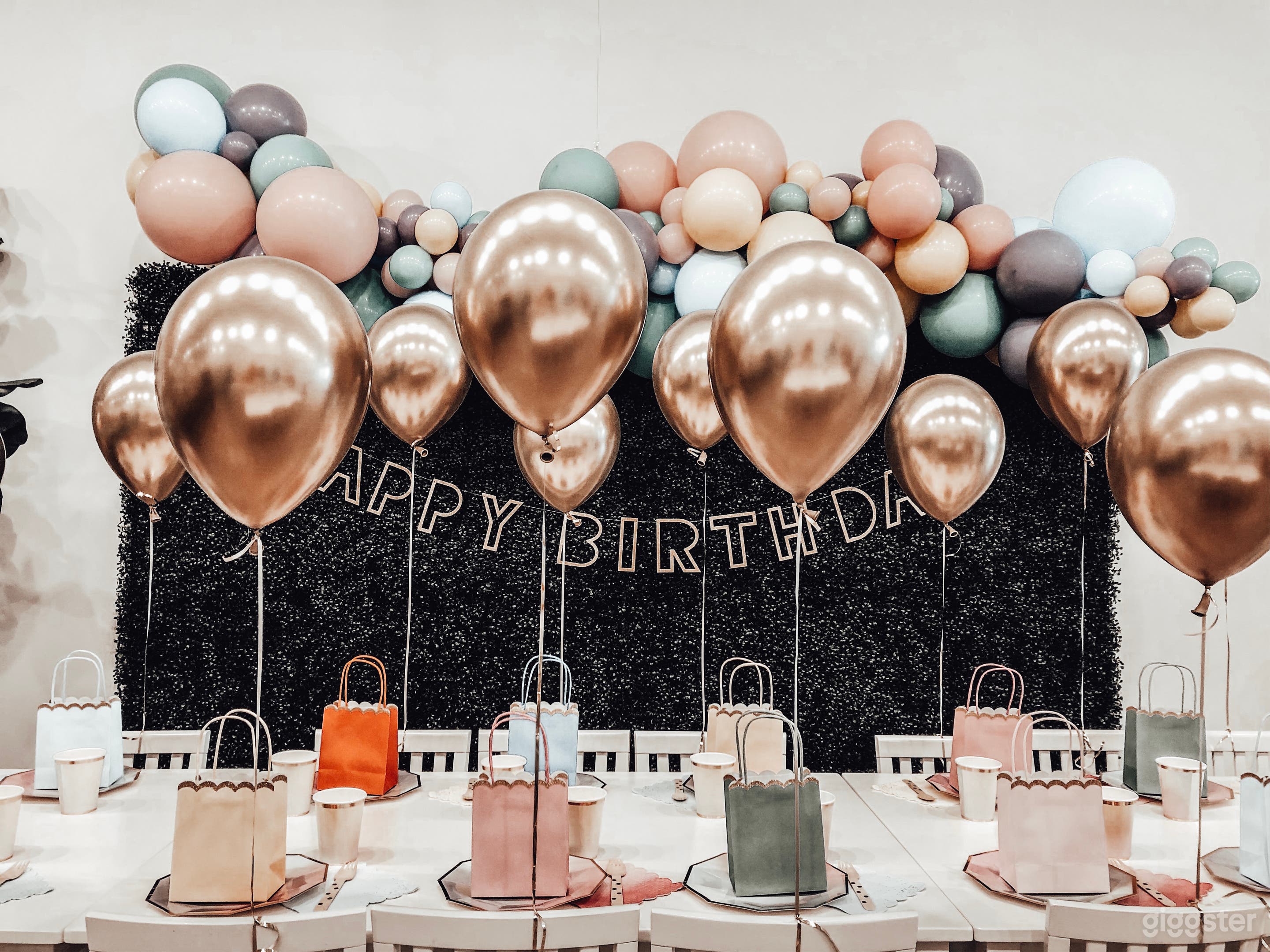 Modern Kids Party Venue | Playspace | Boutique! Photo 2