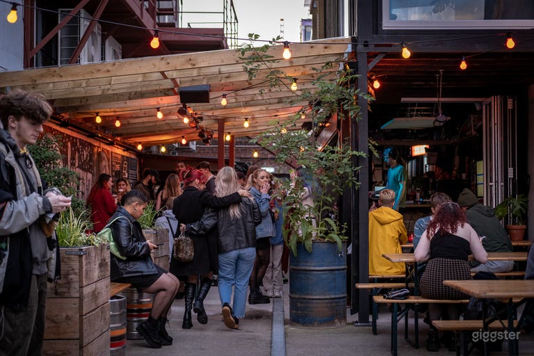  Bar et espace événementiel tout-en-un 