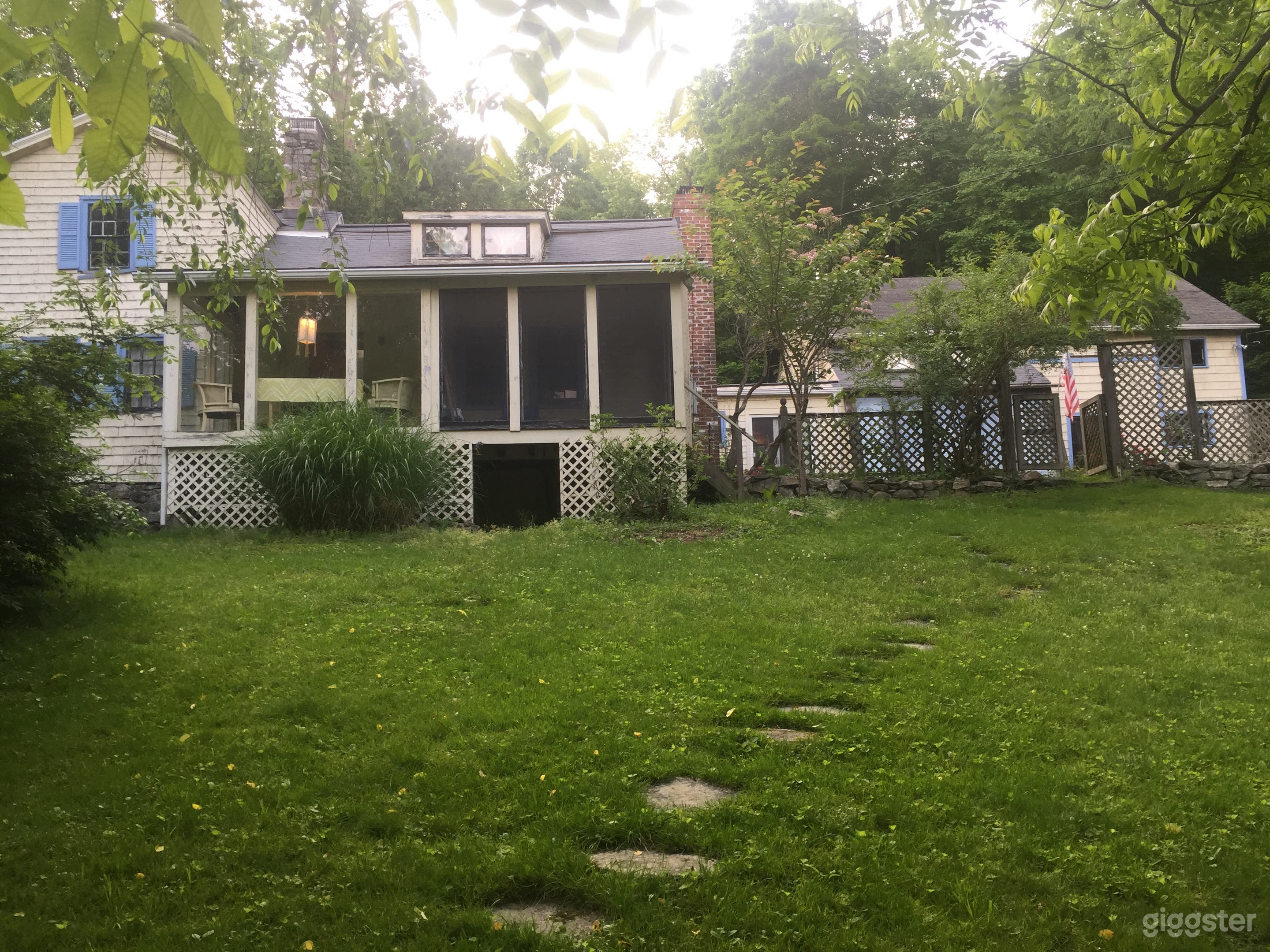 An American Artist House from 1750 Photo 1