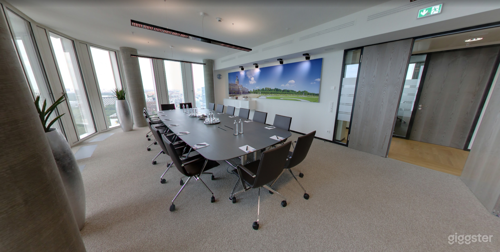 Raum Willy Brandt Photo 3