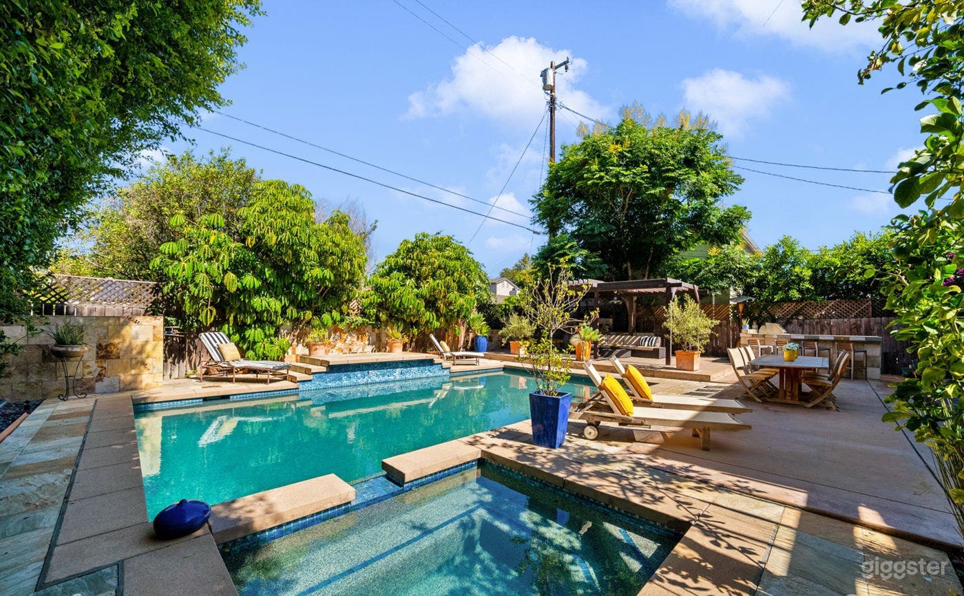 CONTEMPORARY MEDITERRANEAN IN SHERMAN OAKS/POOL Photo 3