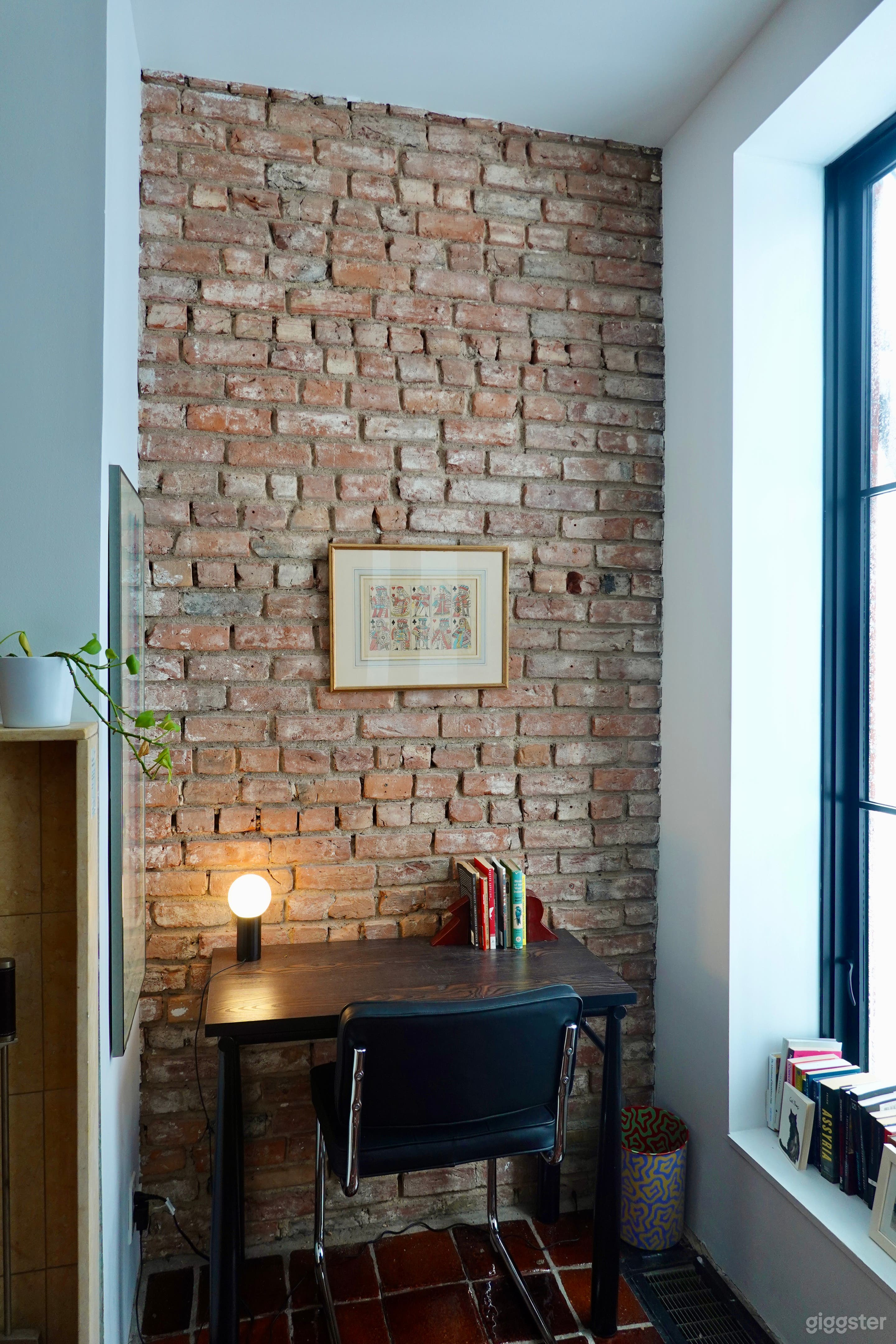 Charming NYC Loft: Exposed Brick, Tile Floors, Fire Place Photo 3