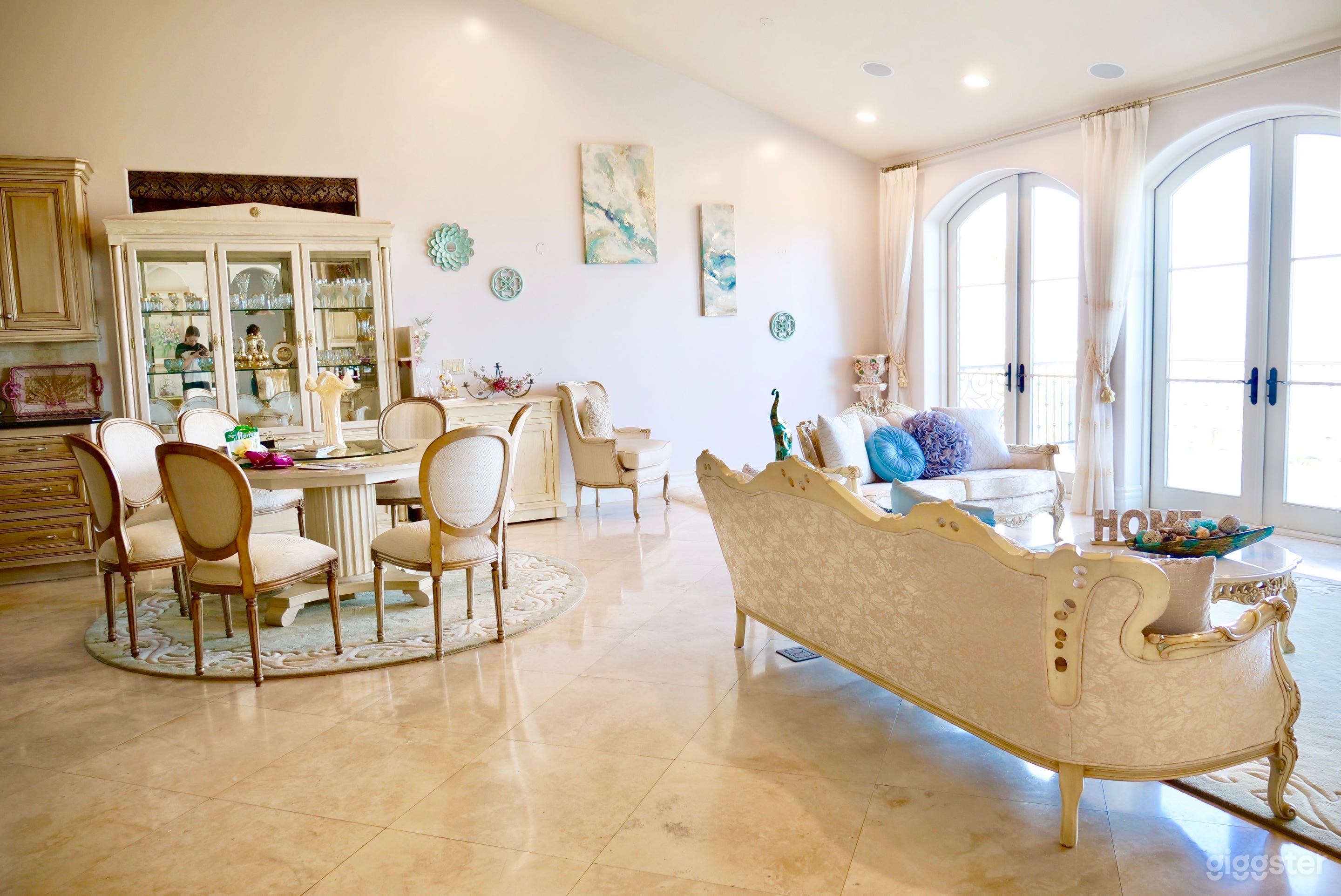 Venetian Lux Mansion - Skyline View Infinity Pool Photo 4