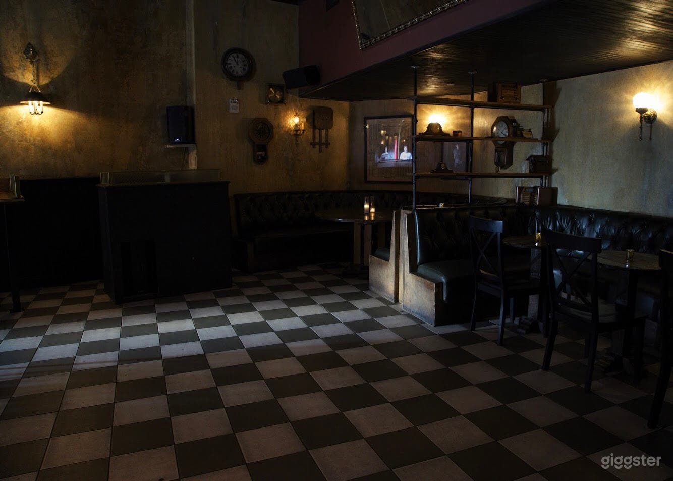 Culver City Barbershop/Bar speakeasy Photo 4