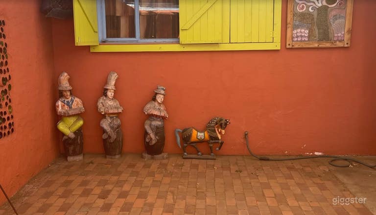  Eclectic Home Studio and Gallery in Albuquerque 