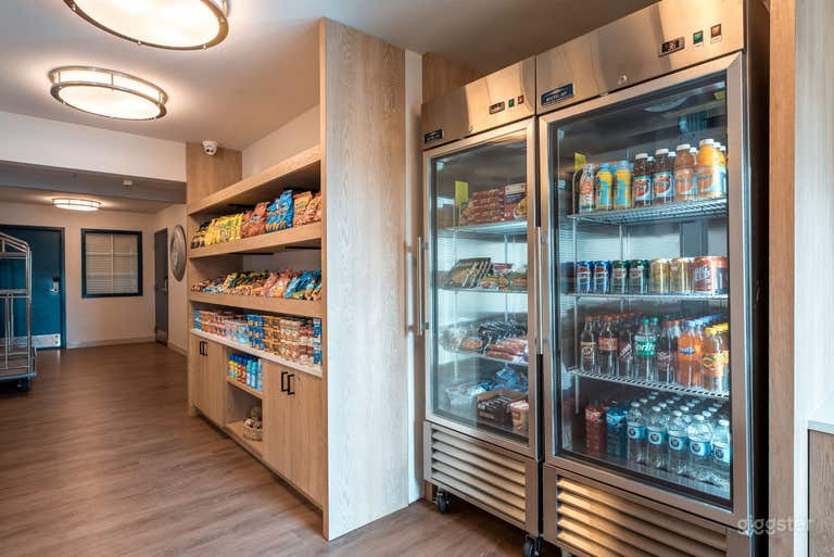  Boardroom seats 6 people 