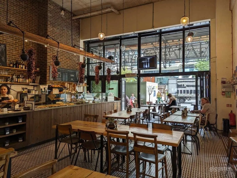  Cosy Cafe Event Space in the Heart of Hackney 