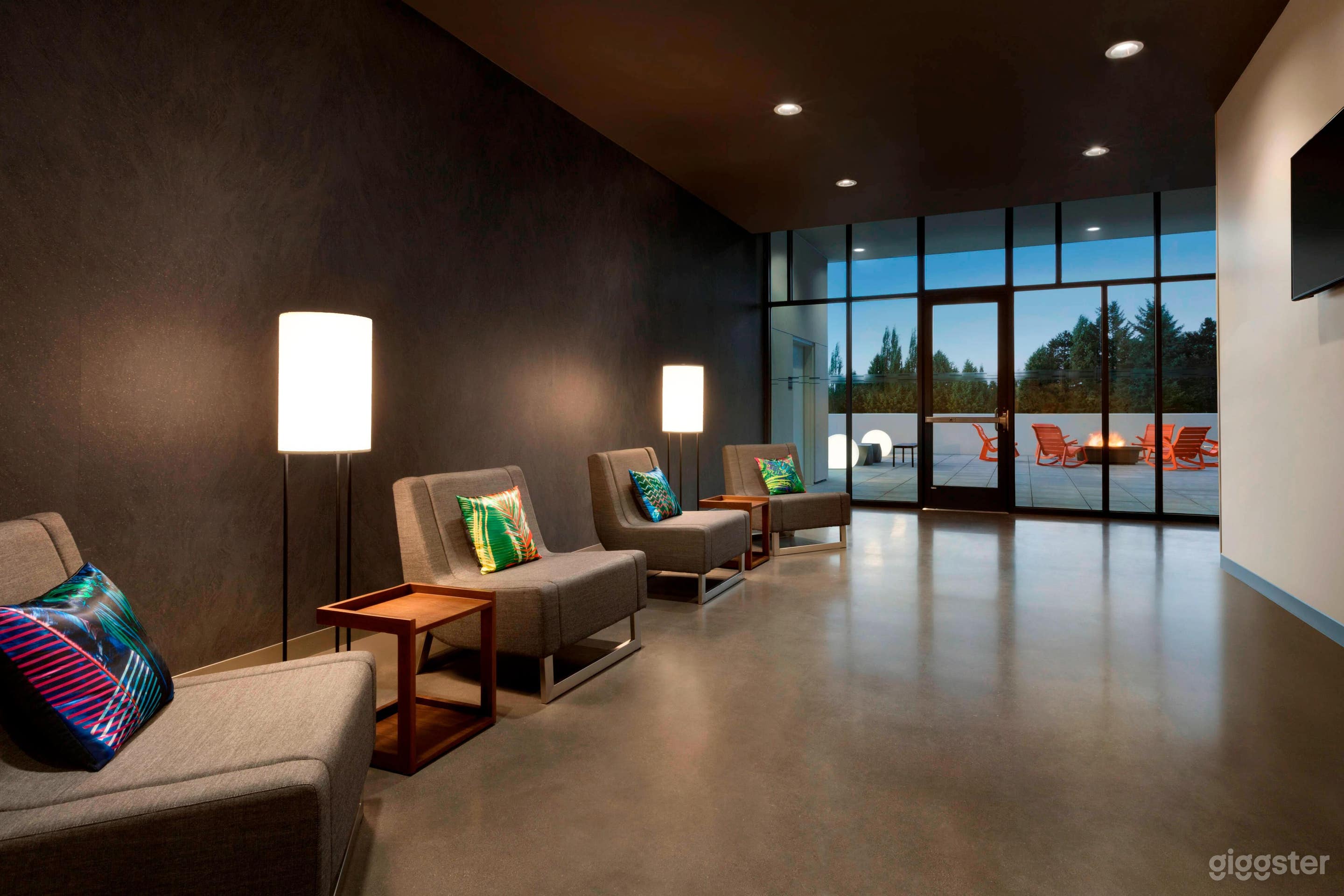 Hallway to Terrace/Patio