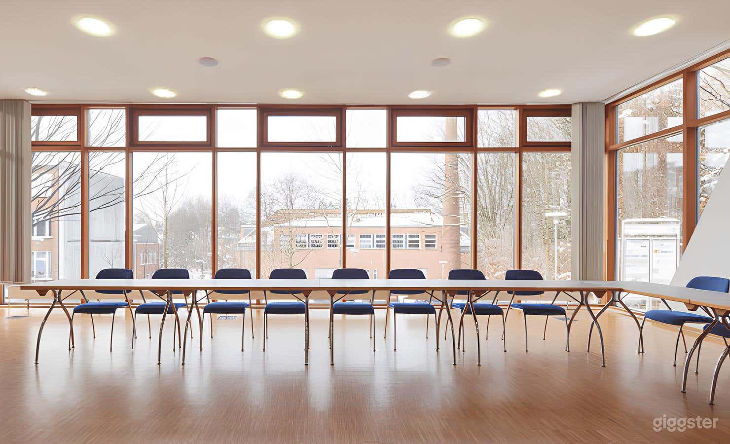 The Pliester Hall  Photo 3