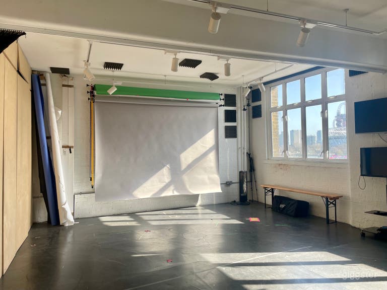 Hackney Wick Rehearsal & Creative Studio 