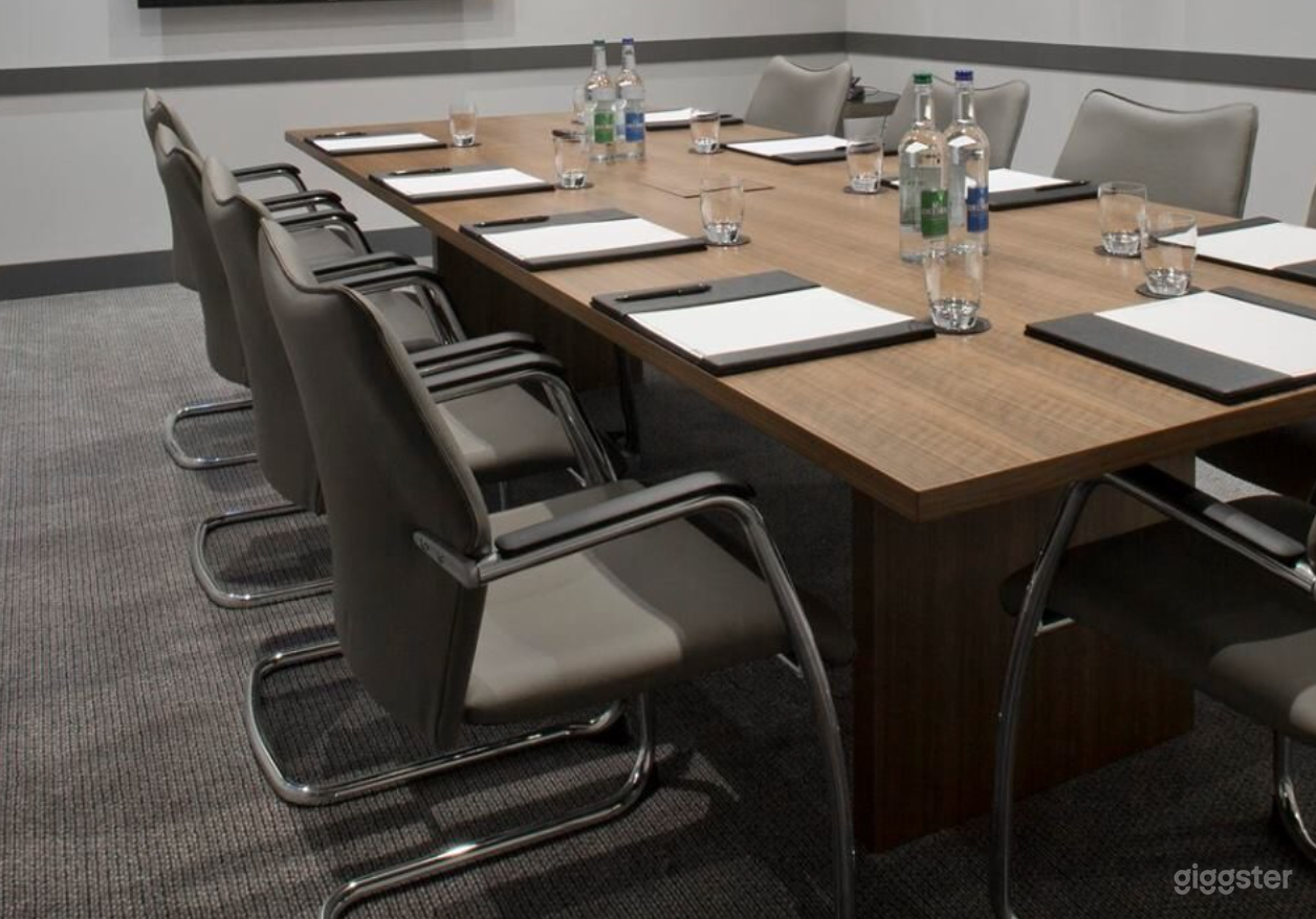 The Boardroom with Natural Light Photo 3