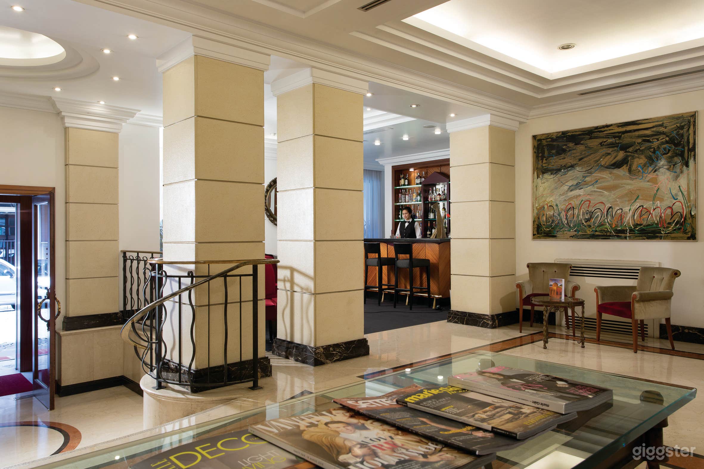 Foto di Eleganza storica incontra comfort moderno nel centro di Roma 3