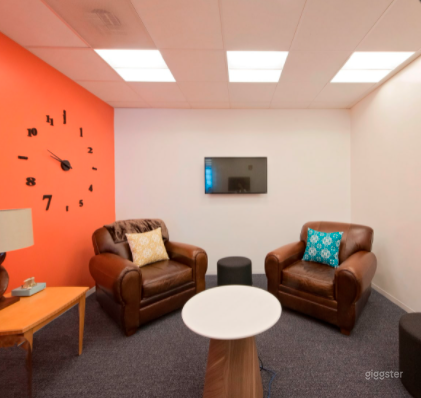 Creativity Room in Chicago Photo 2