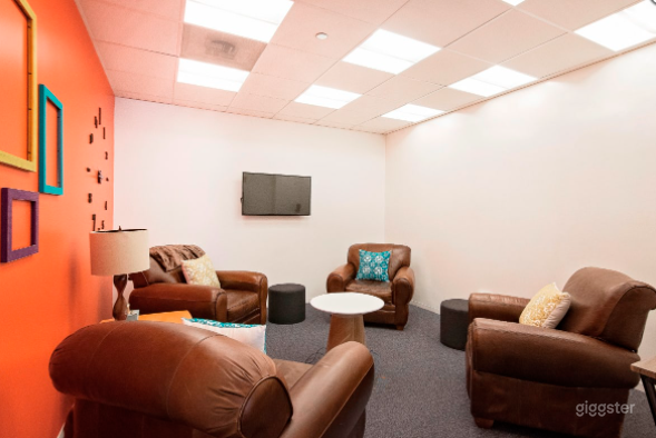 Creativity Room in Chicago Photo 4