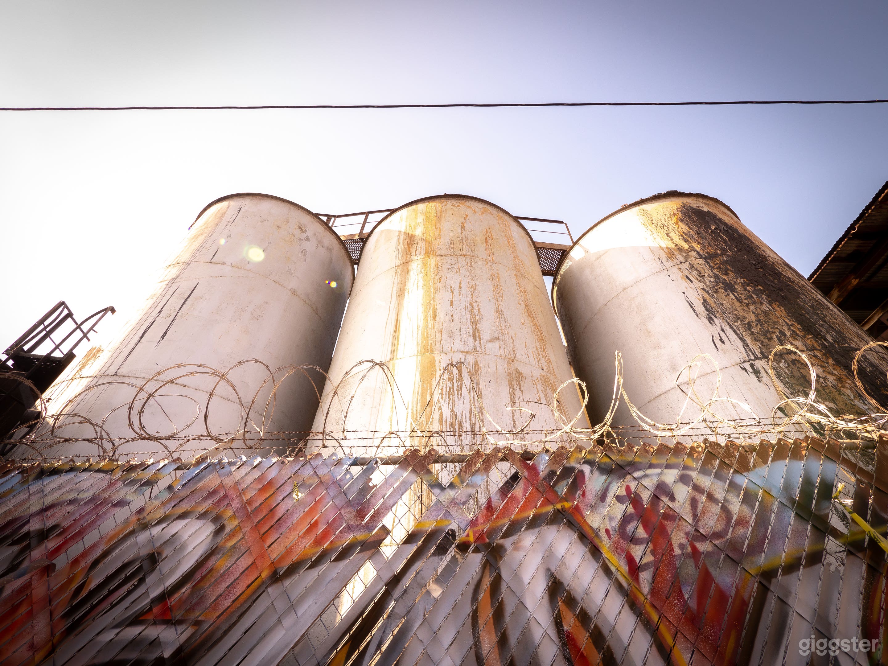 Private Alley Graffiti Location in Los Angeles Photo 4