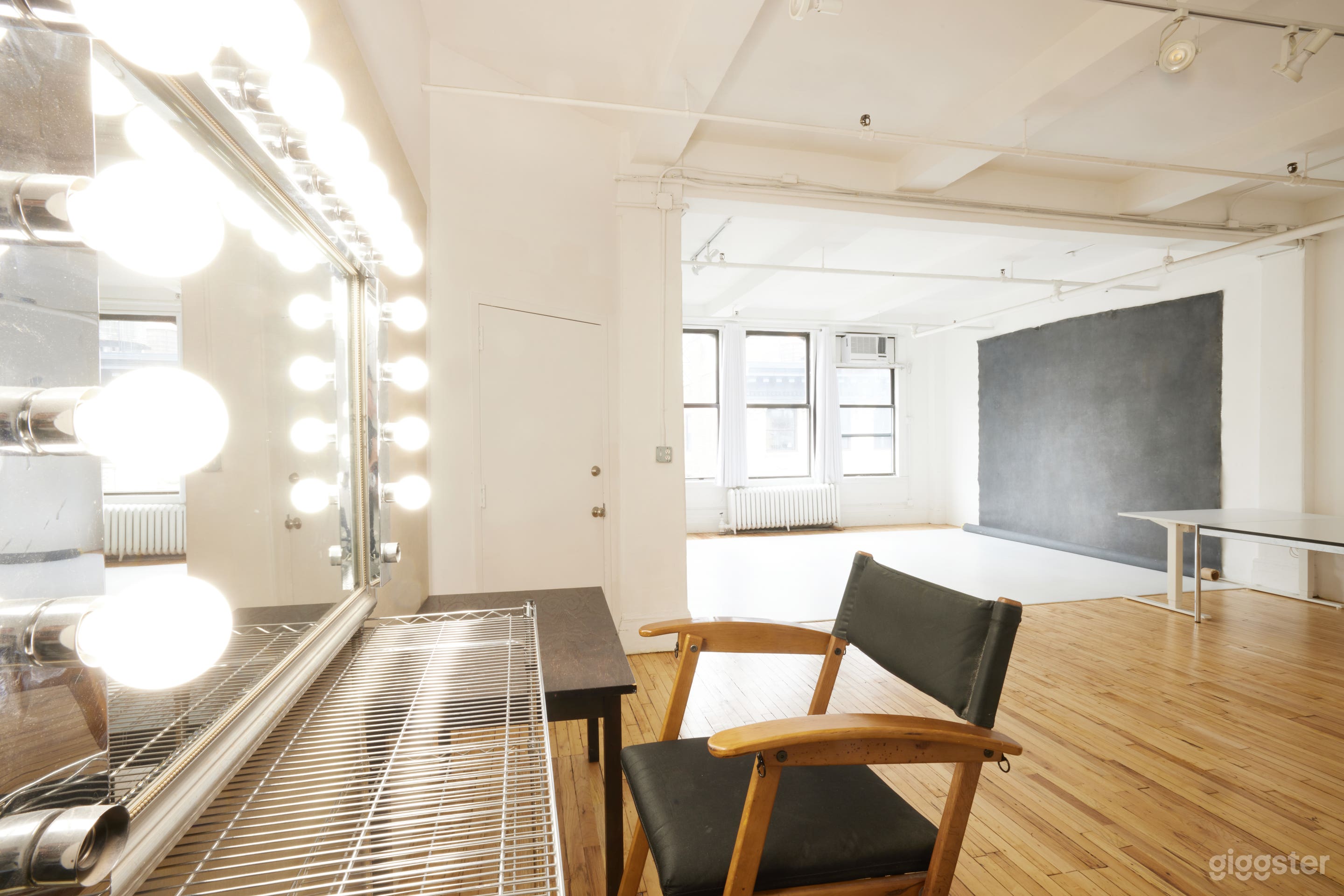 Photo Studio w/ North Daylight + Cyc Wall Photo 3