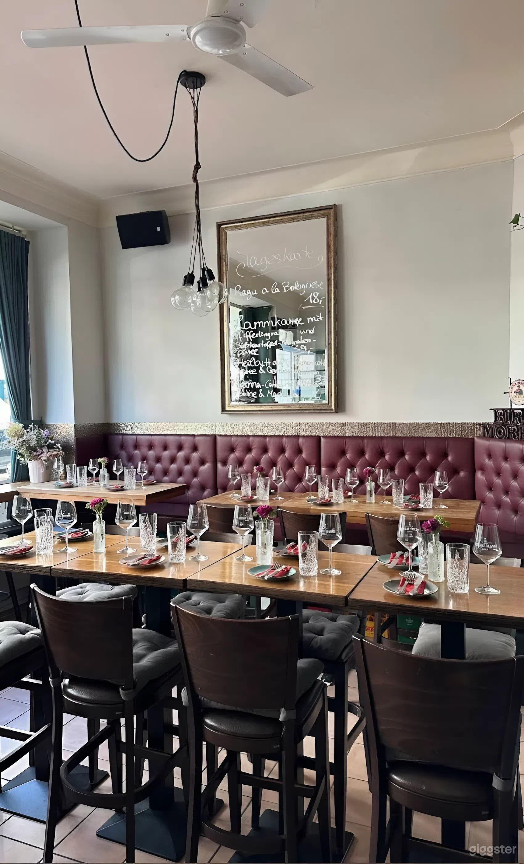 Modernes italienisches Restaurant & Ambiente Speiseraum in Köln Foto 4