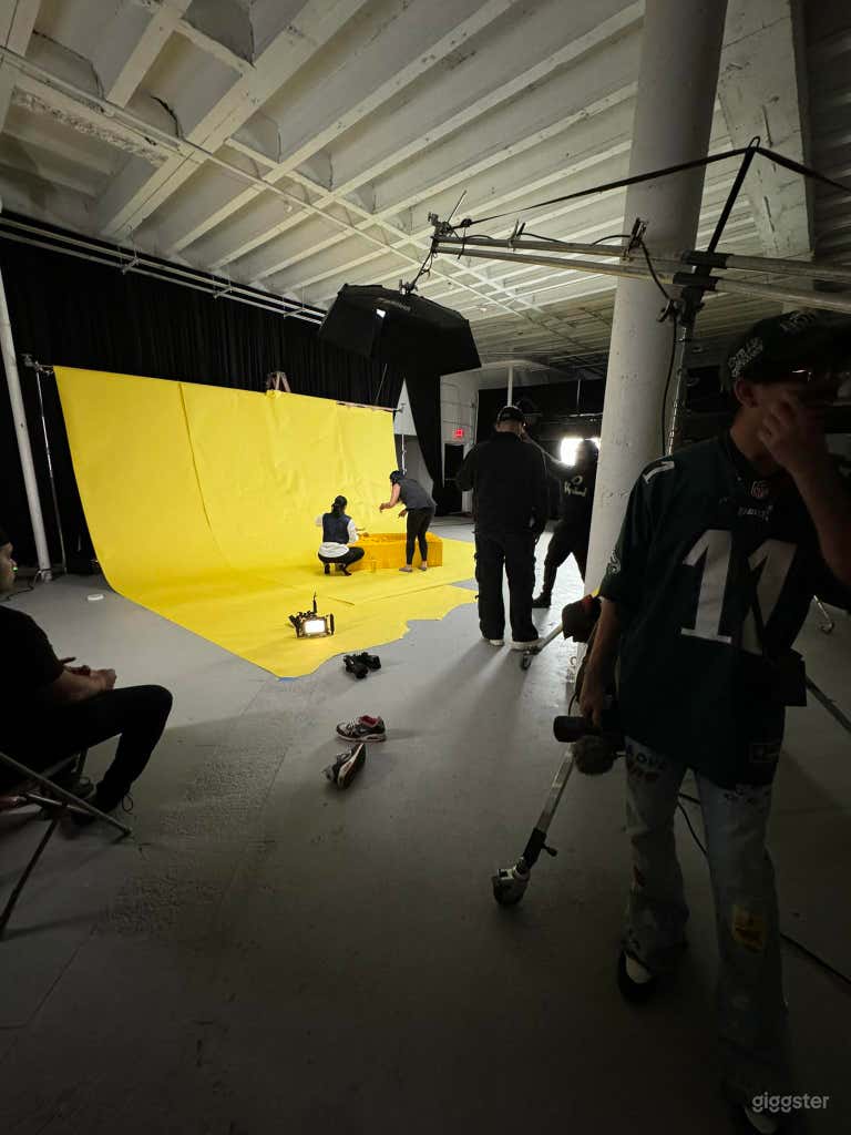  Room A Studio for Concerts and Events 