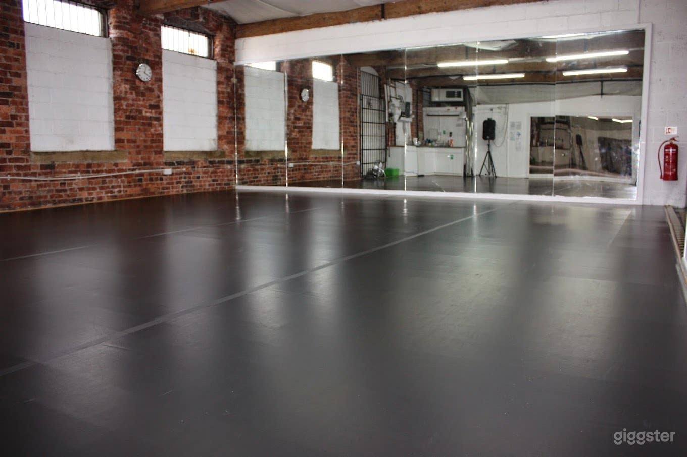 Dance Studio1 in Leeds  Photo 4