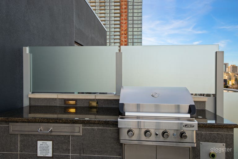  Trendy Rooftop Lounge in East Village 