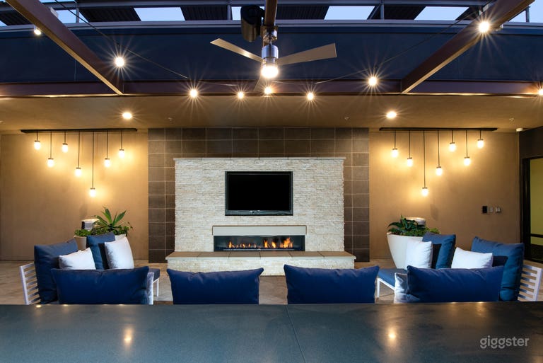  Trendy Rooftop Lounge in East Village 