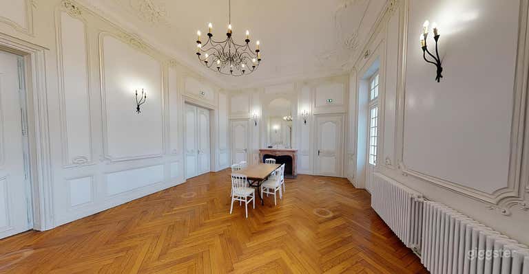  Salon Antoine Saint Exupéry 
