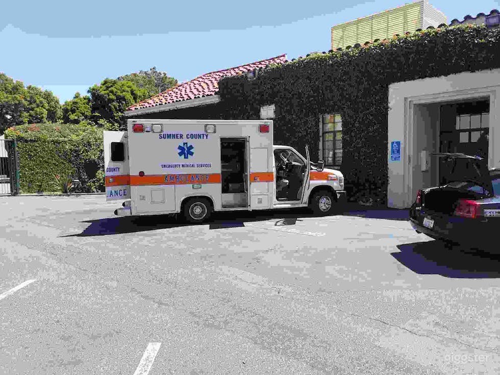 #76,053 Ambulance Los Angeles Photo 2