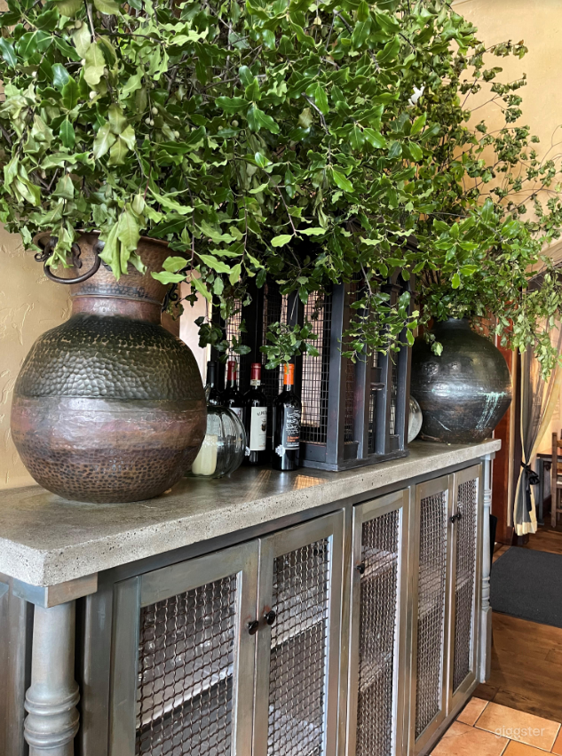 Wonderful Wine Barrel Room Photo 4