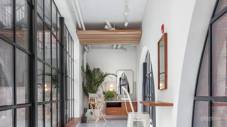  Spa with rooftop access: Location 5233 