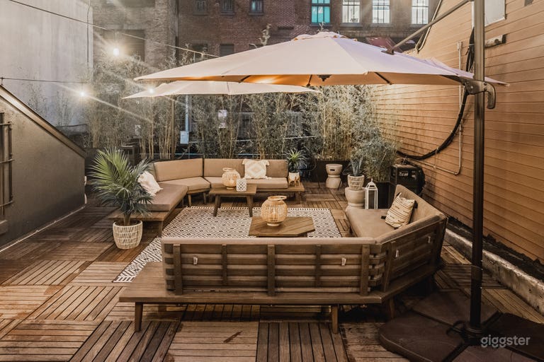  Upscale Loft on 5th with Private Rooftop & Staff 