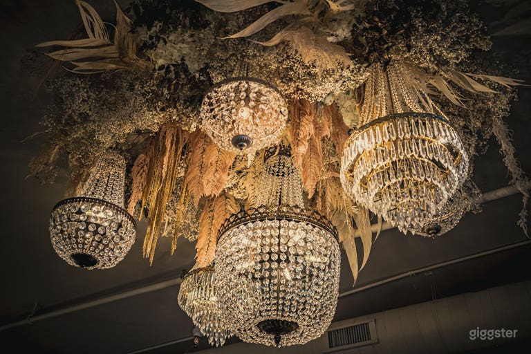  Upscale, Flatiron Loft for Content Creation 