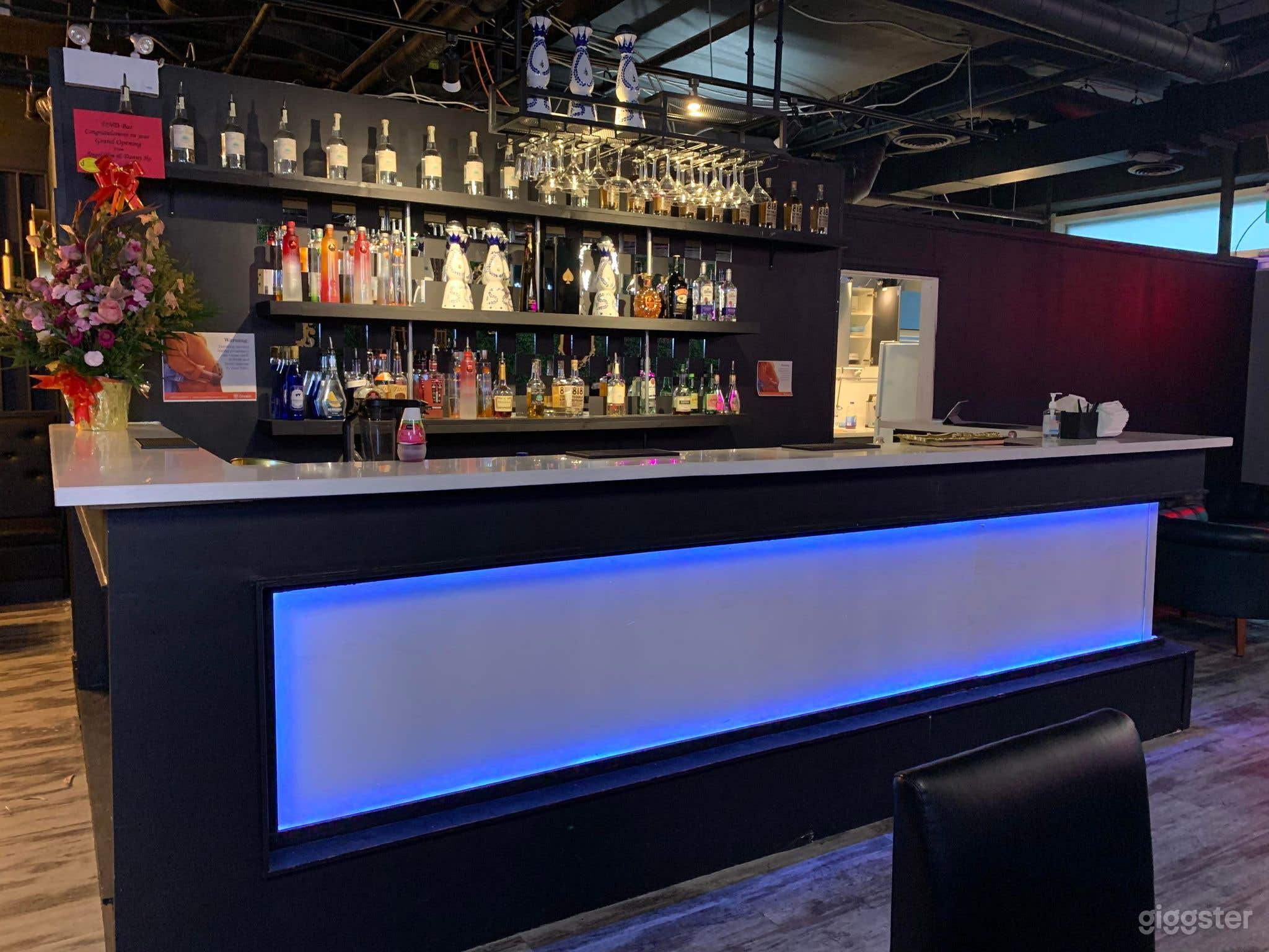 VIBRANT BAR / EVENT SPACE in Markham Photo 3