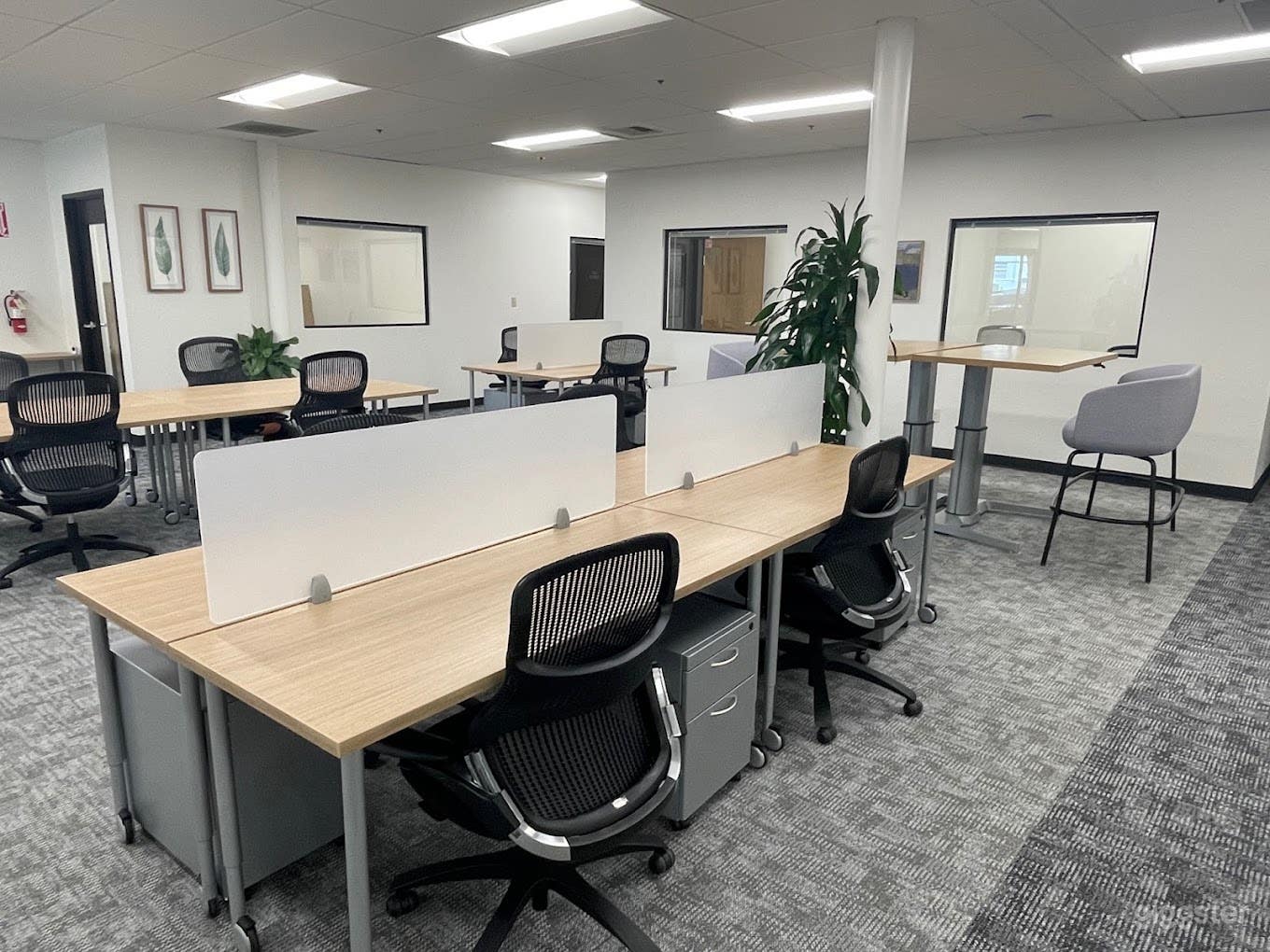 Full Access Open Coworking Area Photo 2