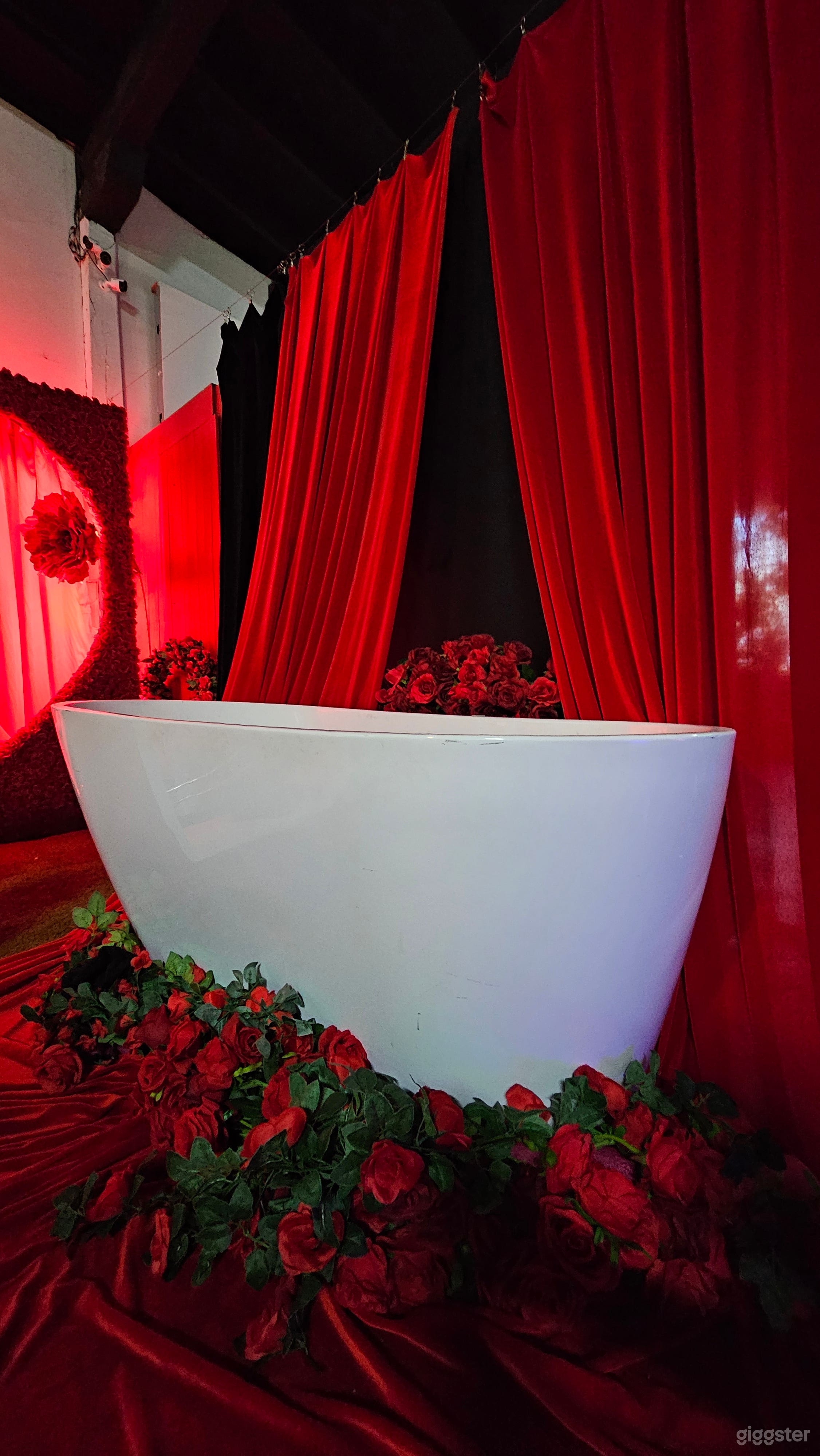 The Dry Tub Experience Photo 4