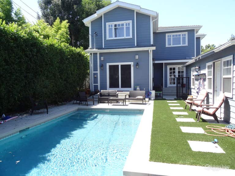  Americana Home Pool Rental 