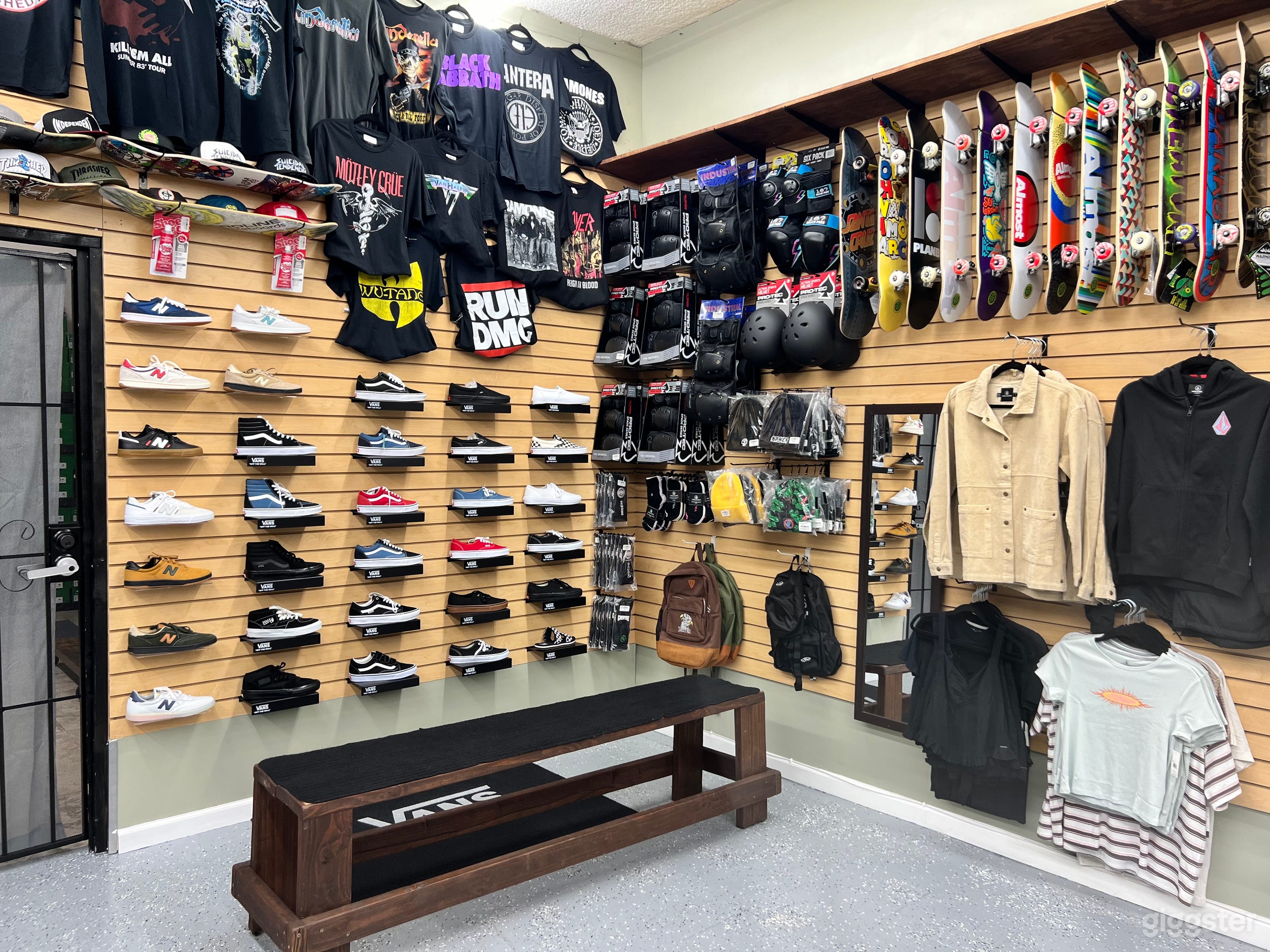 Urban Skate Shop with Lots of Floor Space and High Ceilings Photo 4