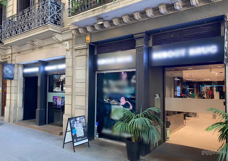  “Premium Boutique Gym & Functional Training Space” 