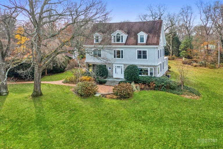  Tennis Court in Woods 