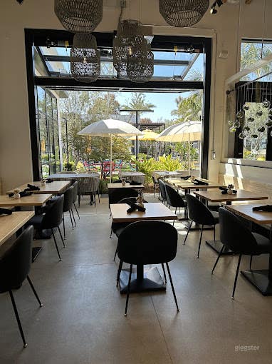 Cozy Seafood Restaurant in Torrance Photo 2