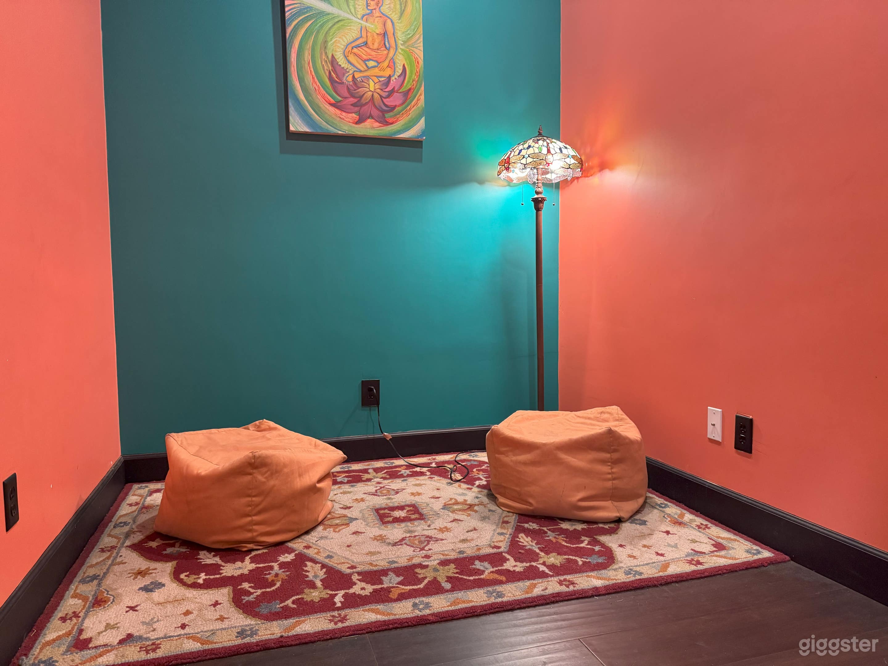 Private Consultation Room in a Organic apothecary Photo 1