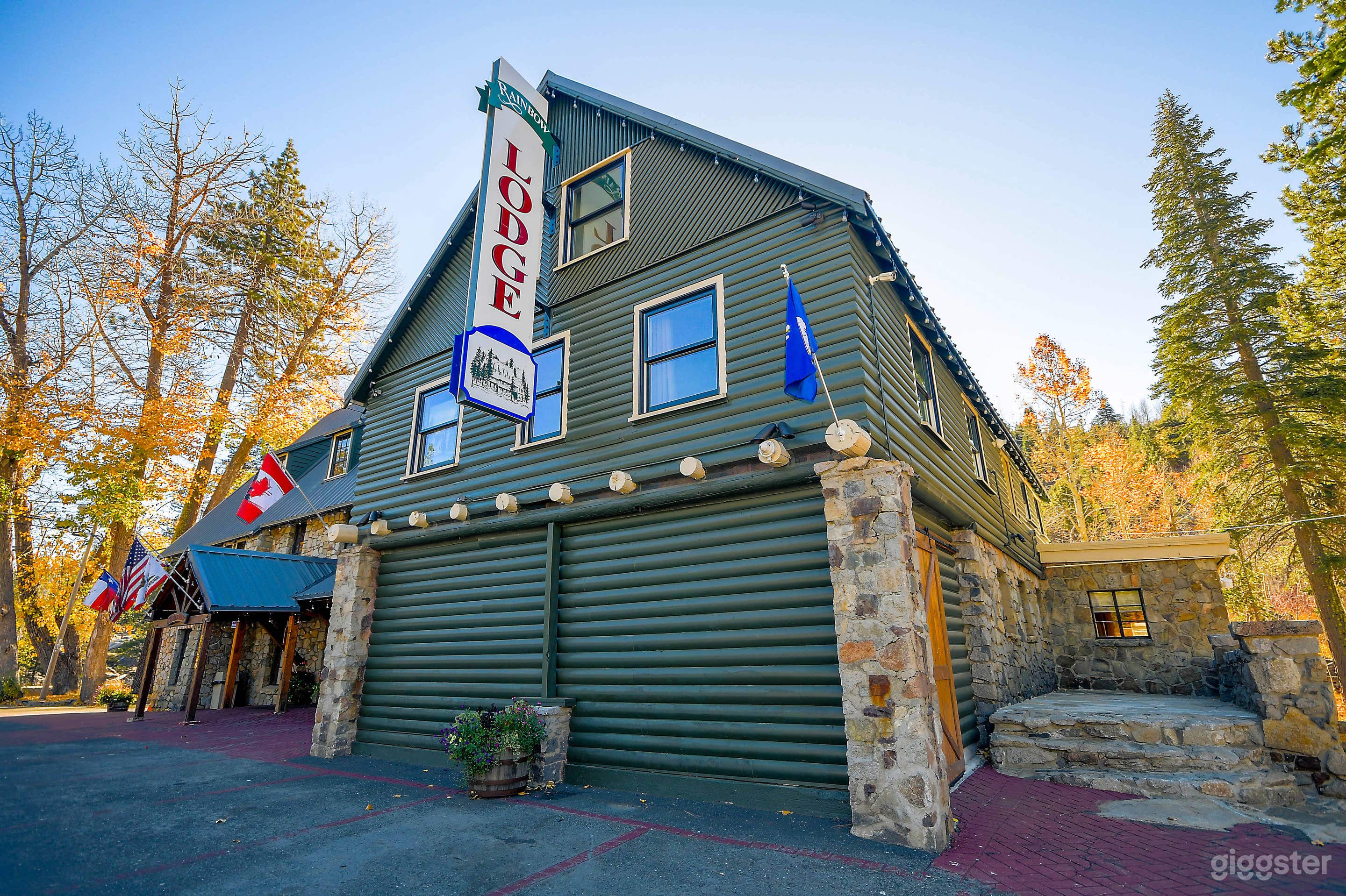 Rainbow Lodge Photo 3