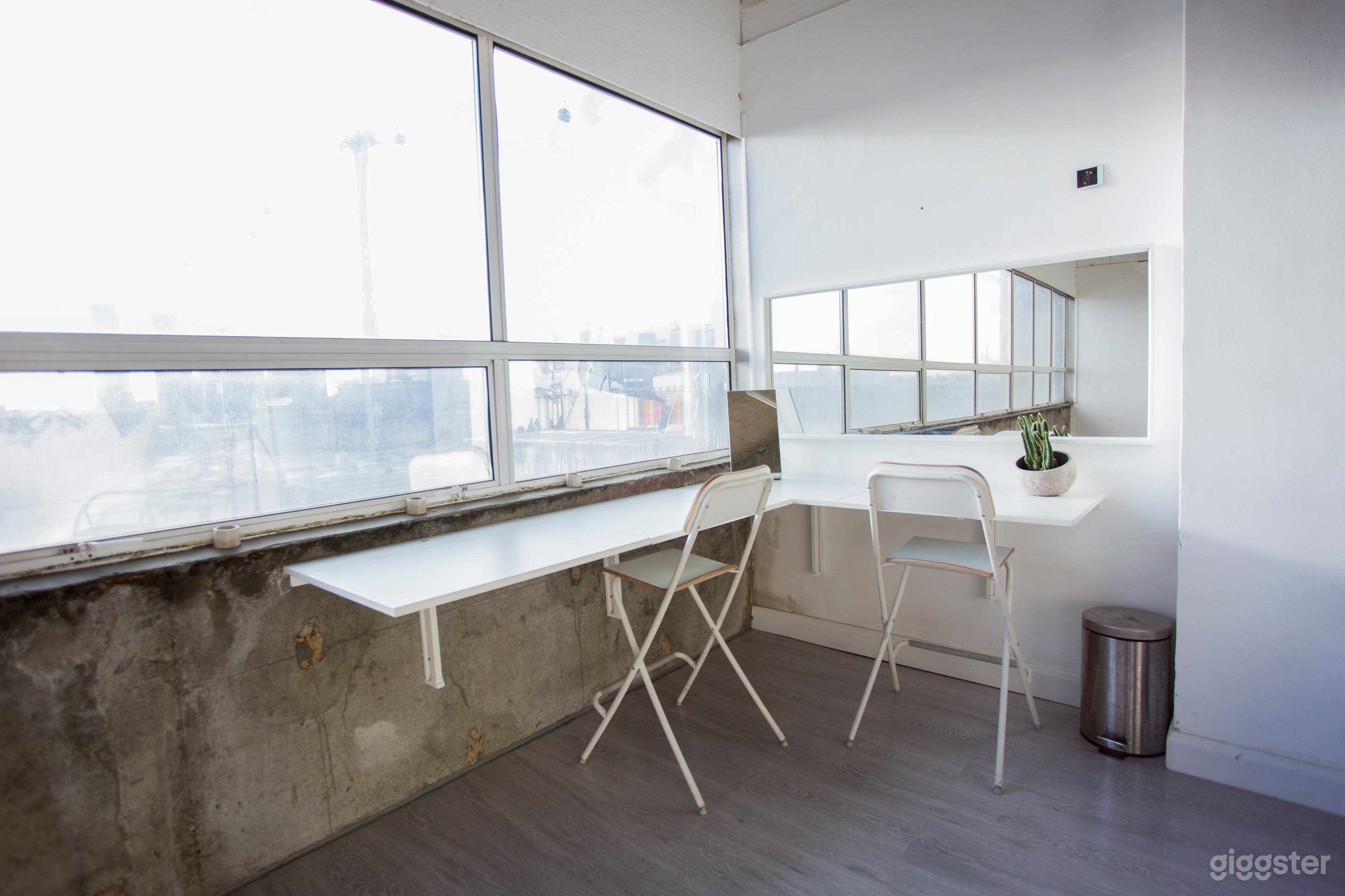 Studio A - 400 sq ft  Photo 4