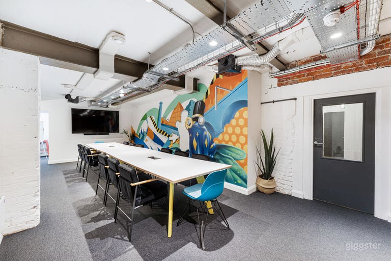  The Archive Meeting Room 