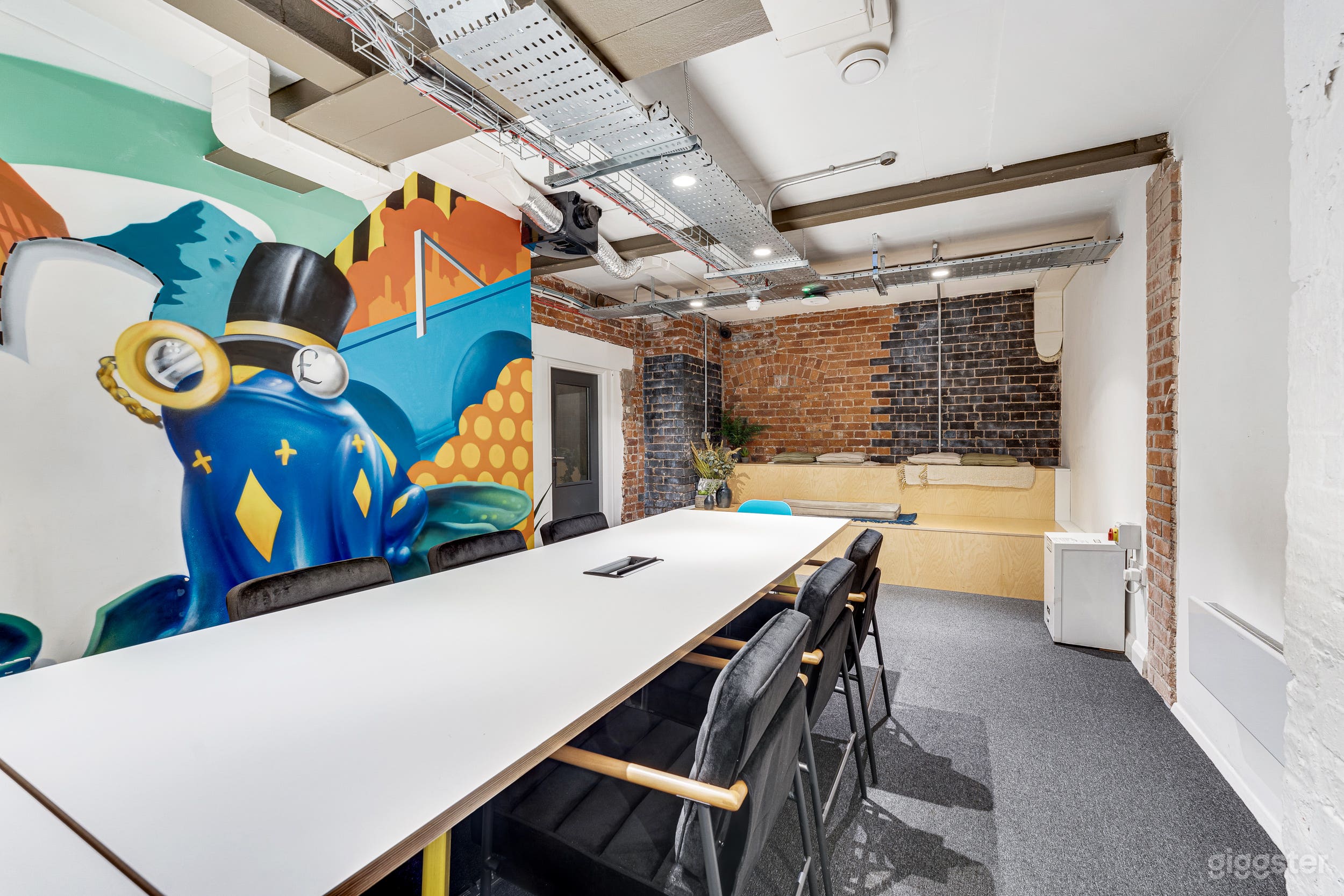 The Archive Meeting Room Photo 3