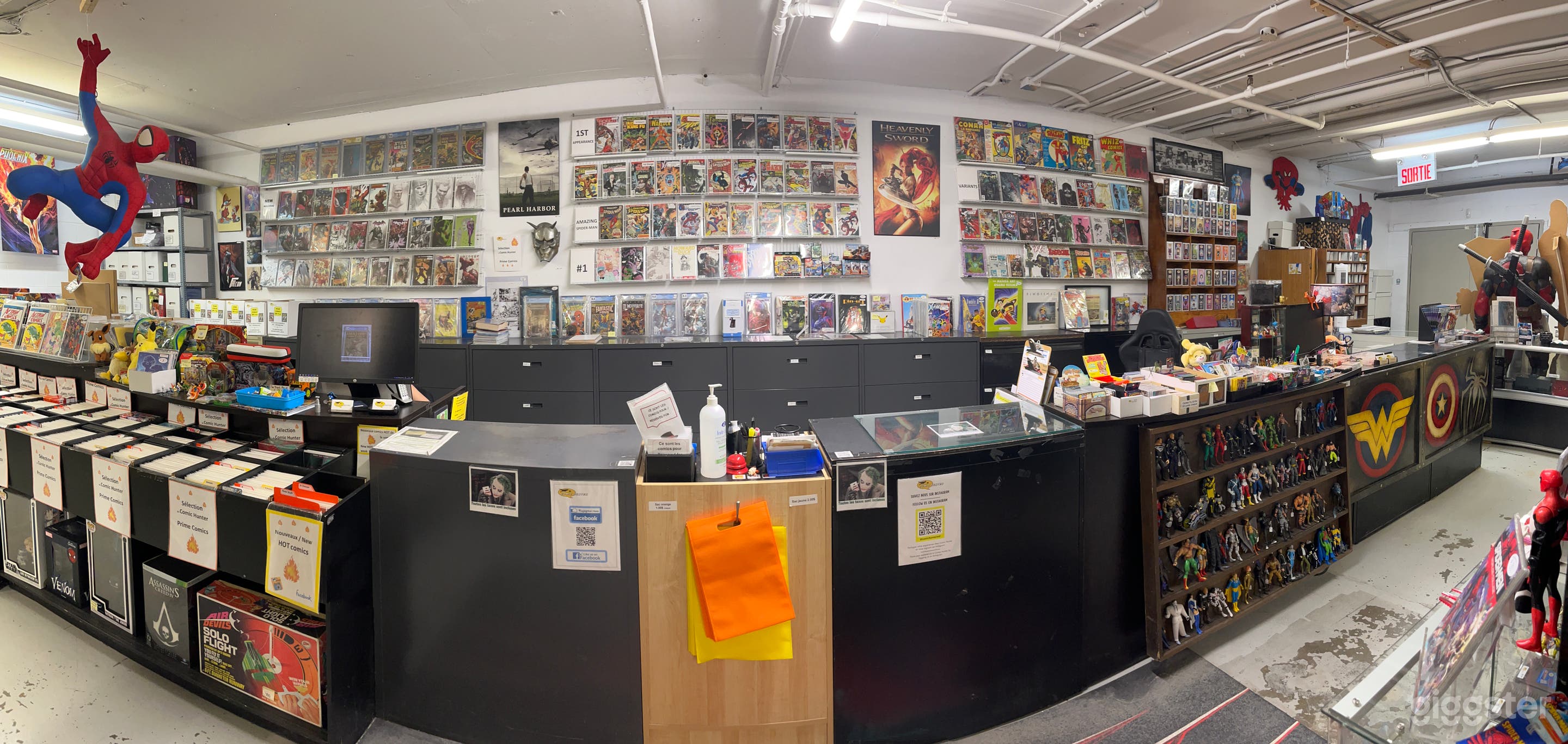 Comic Book Store in Montreal Photo 1