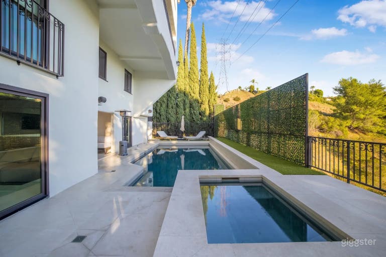  OUTDOOR POOL | TERRACED MODERN 