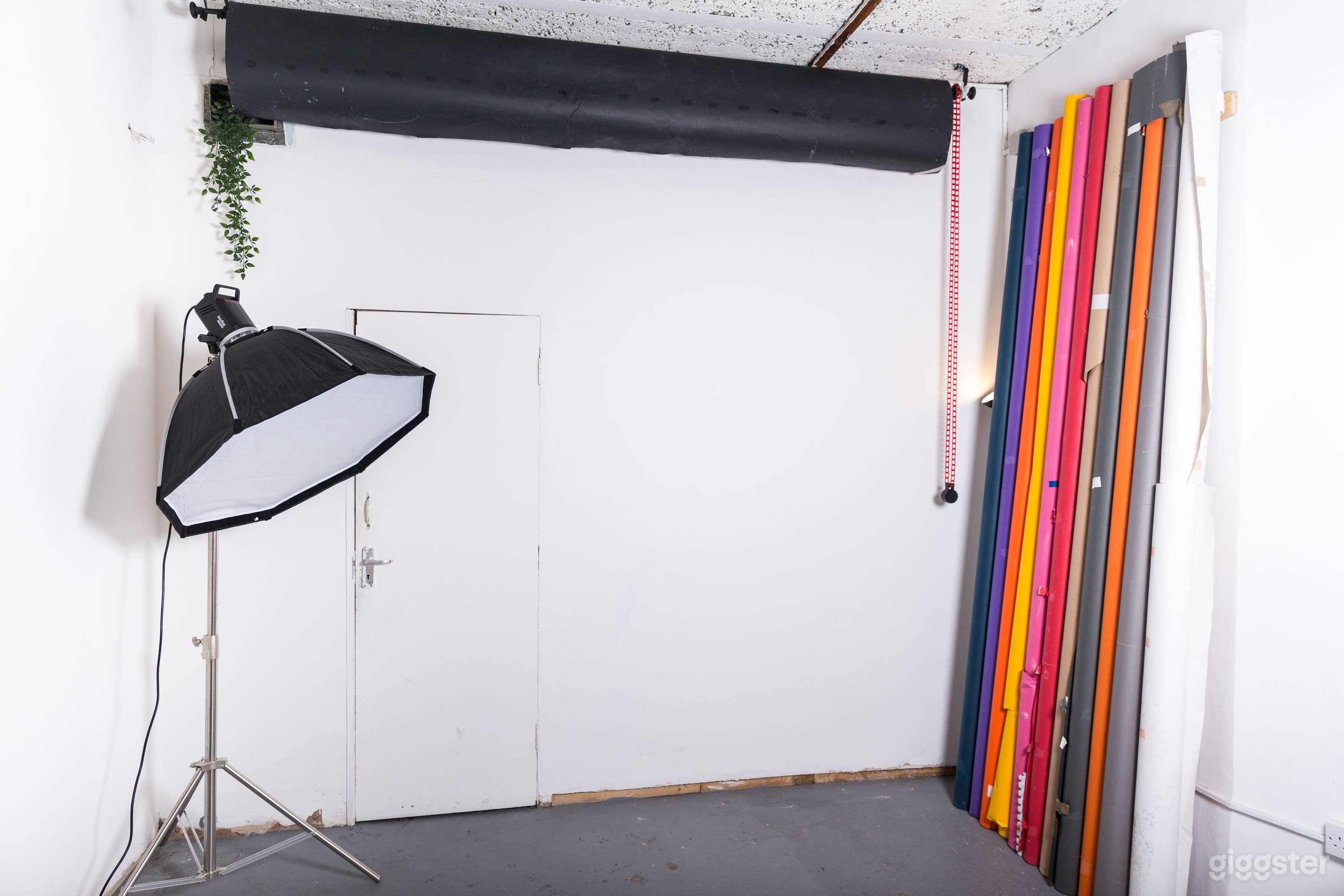 All In One Cozy Photography Studio Photo 1