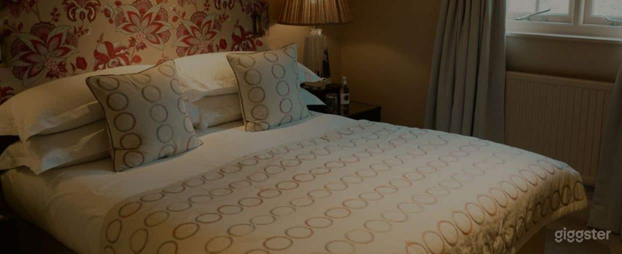 The Cosy Room with Inviting and Snug Feels Photo 1